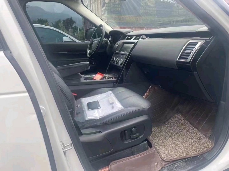 重庆20年路虎发现2