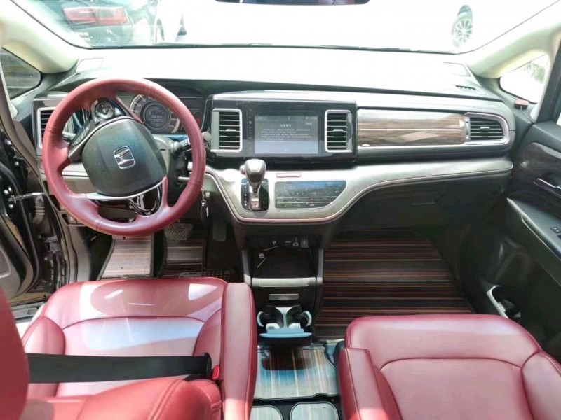 宜昌18年本田艾力绅7