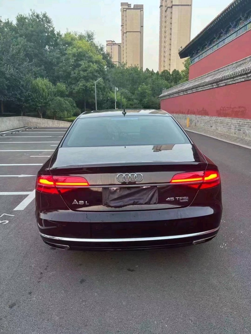 湖州15年奥迪A8L6