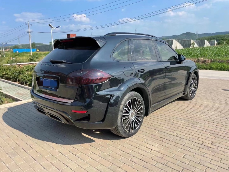 潍坊11年保时捷卡宴4