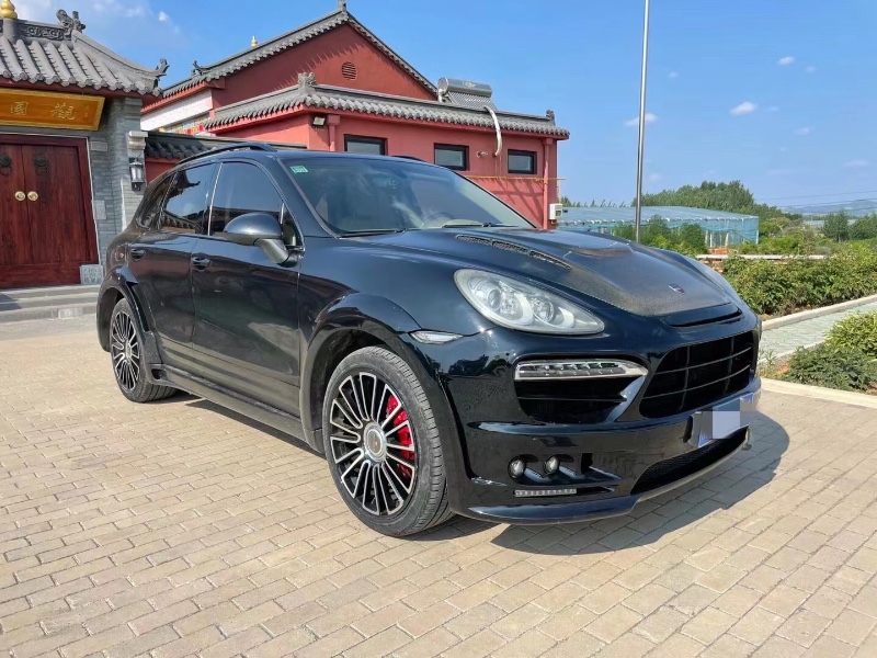 潍坊11年保时捷卡宴5
