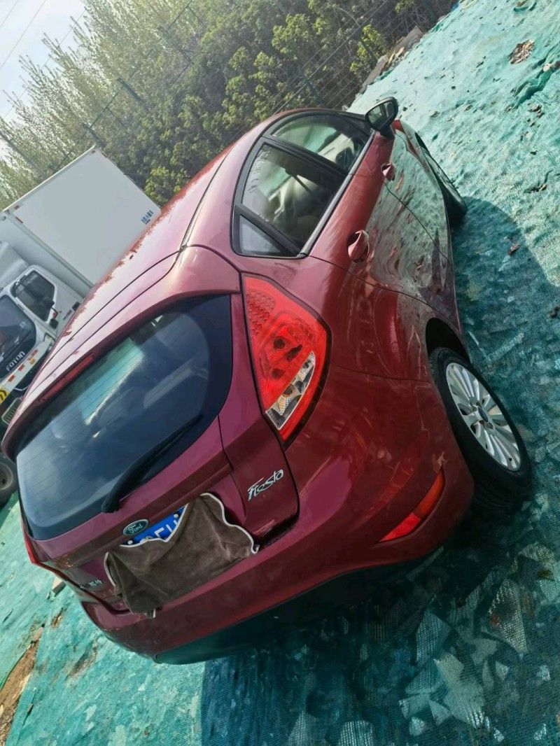 临沂12年福特嘉年华8