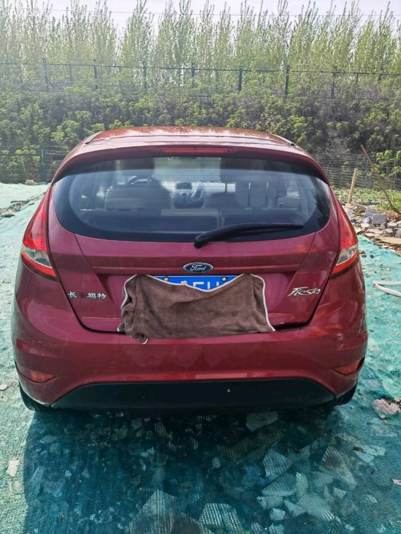 临沂12年福特嘉年华9