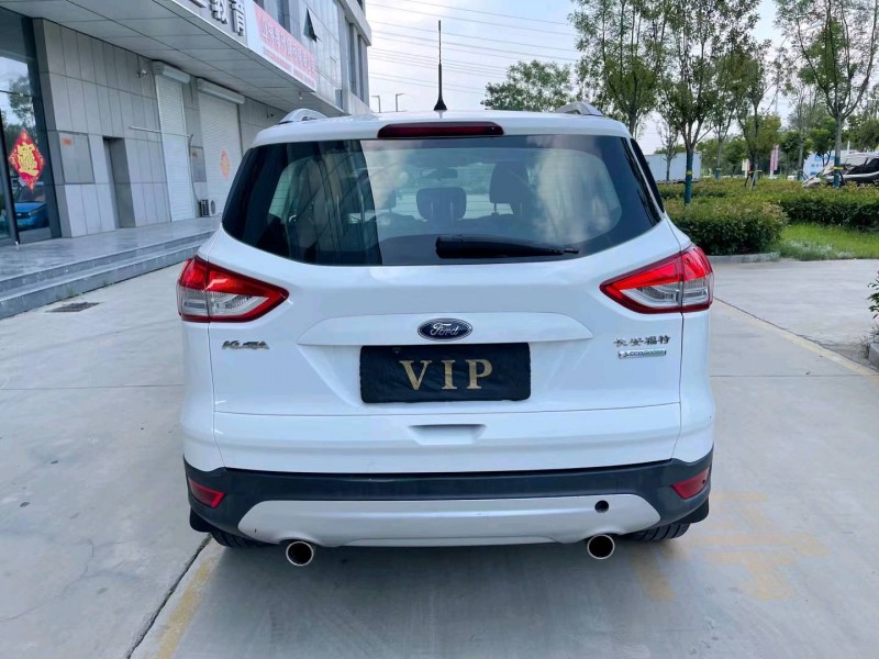 济宁14年福特翼虎9