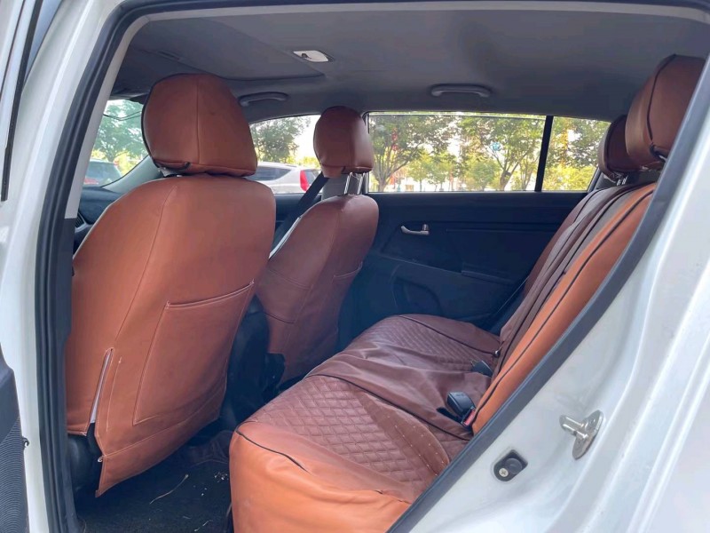 济宁17年起亚智跑4