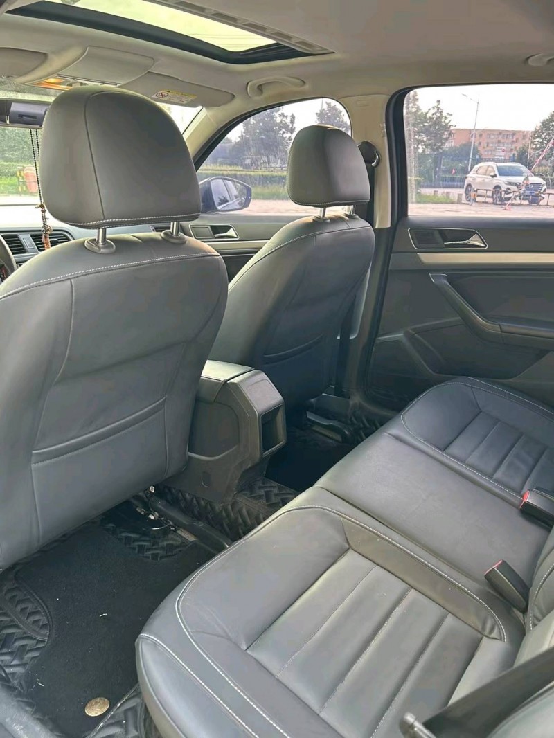 宜昌17年大众朗逸7