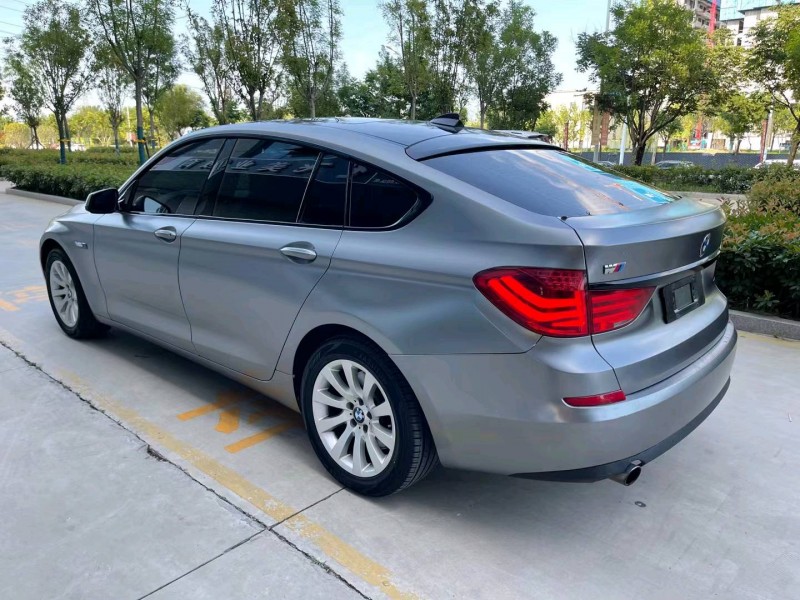 济宁11年宝马5系GT7