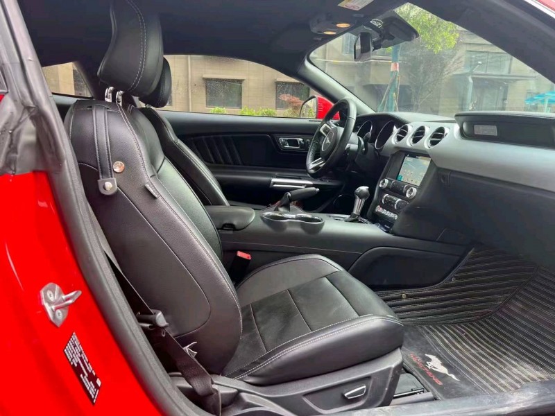 常州17年福特野马8