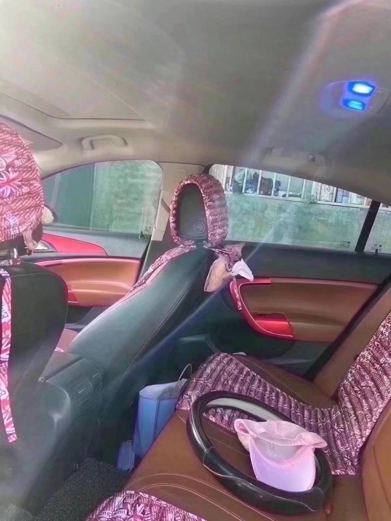 济南15年别克君威7