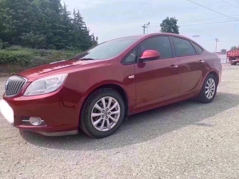 济南15年别克英朗2