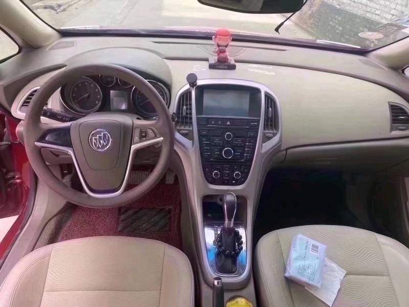 济南15年别克英朗6