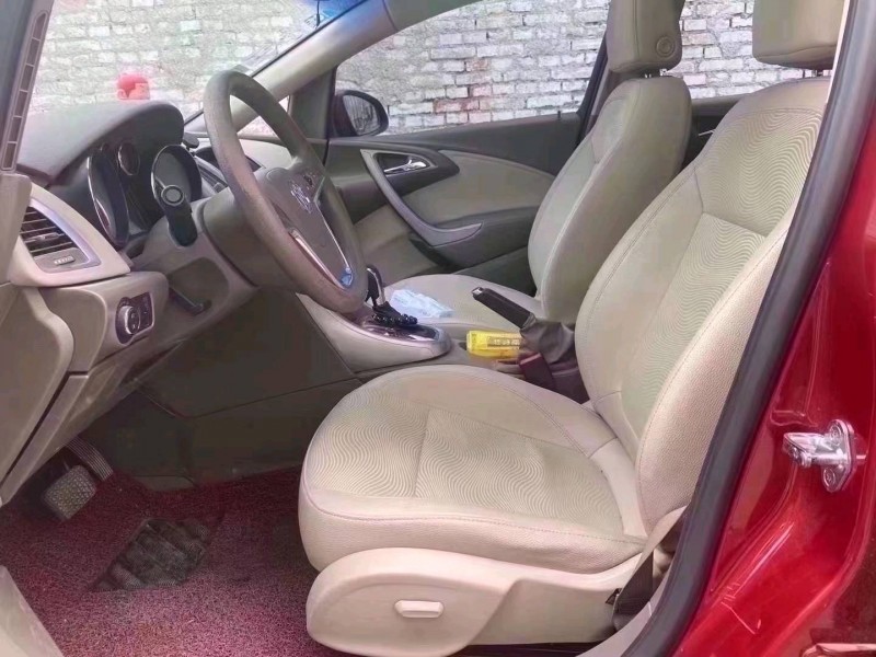 济南15年别克英朗8