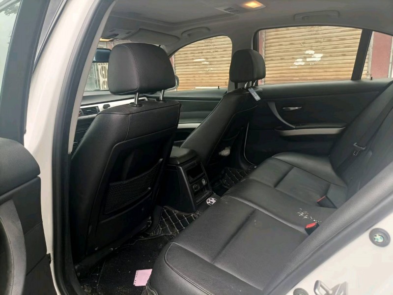 保定09年宝马3系6