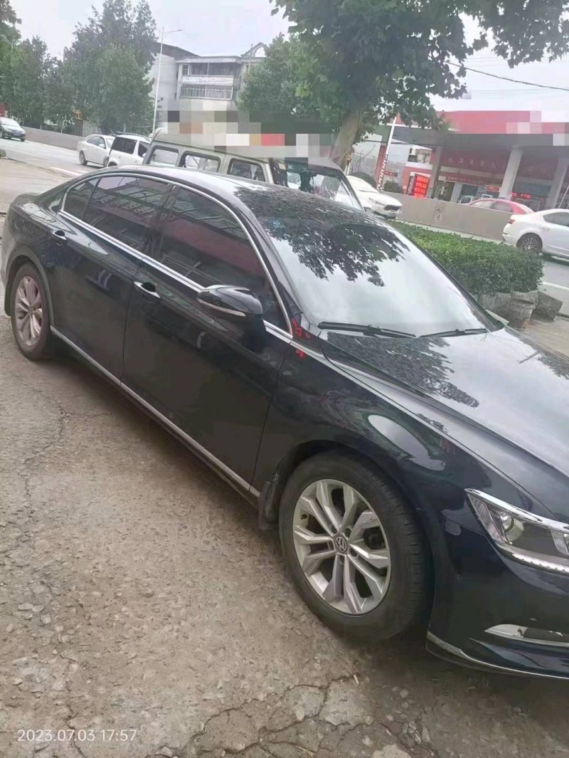 济南19年大众迈腾2