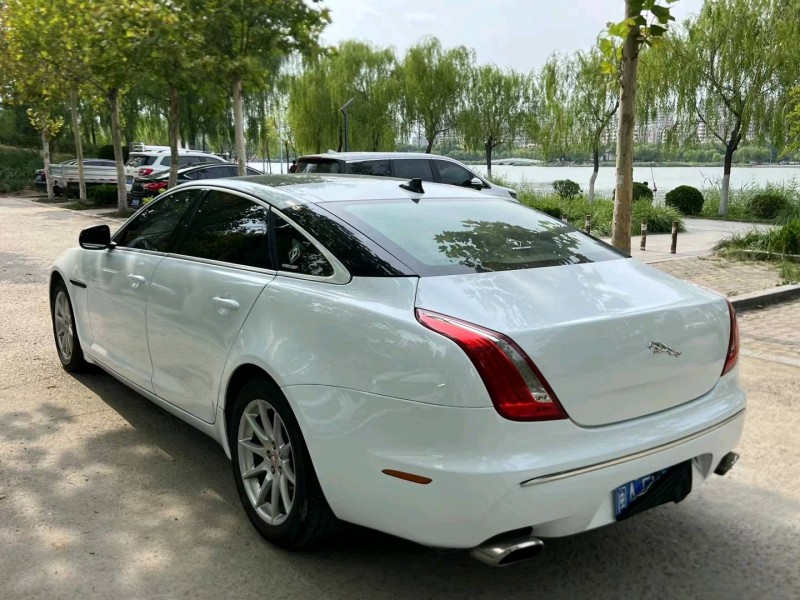 聊城13年捷豹XJL7