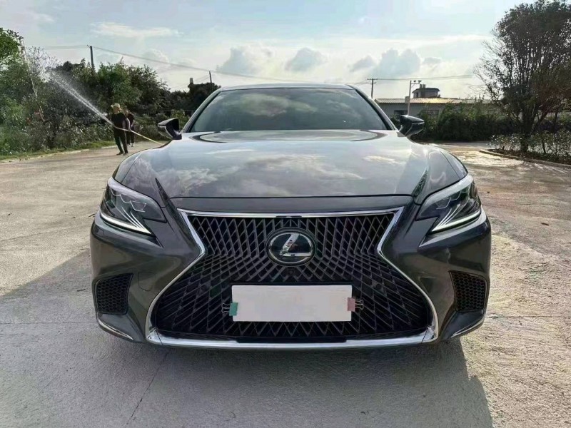 衡阳19年雷克萨斯LS1
