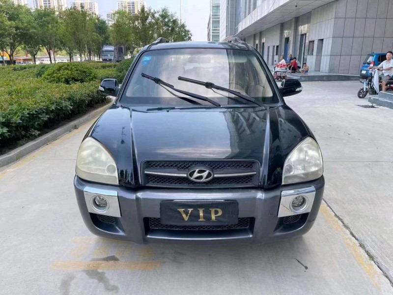 济宁11年现代途胜1