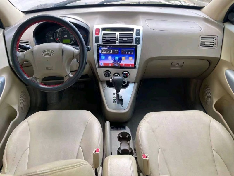 济宁11年现代途胜5