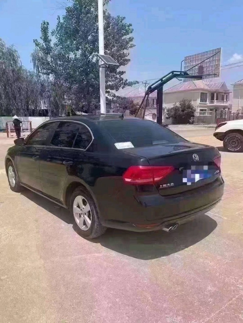 济南17年大众朗逸4