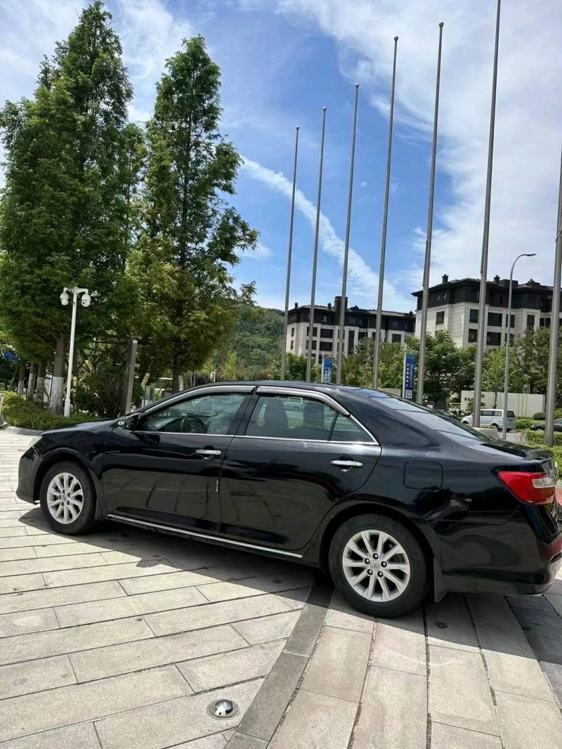 济南14年丰田凯美瑞7