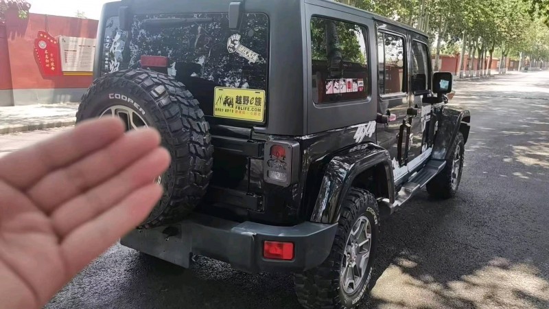 枣庄14年Jeep牧马人9