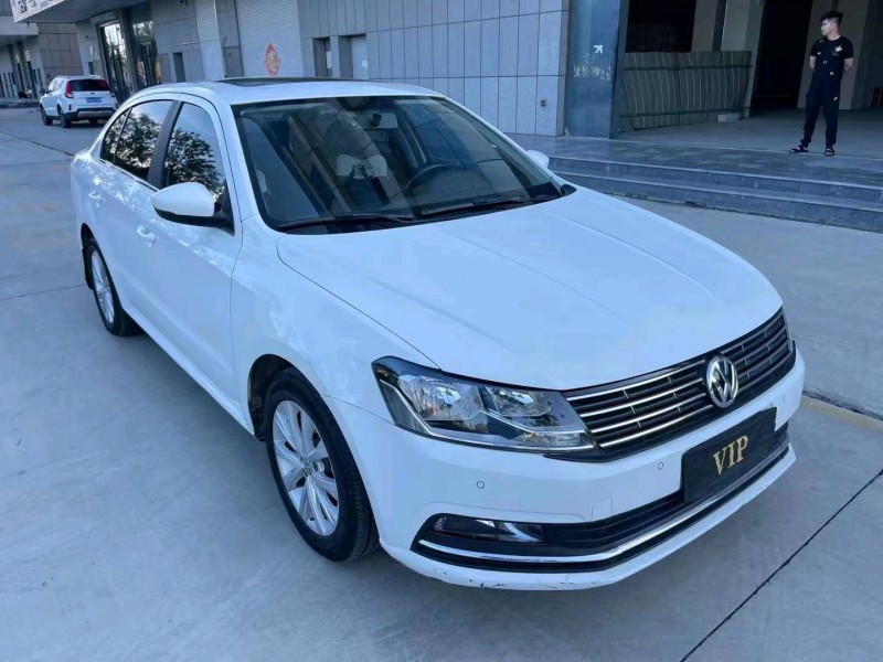 济宁17年大众朗逸2