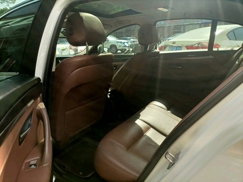 保定16年宝马5系4