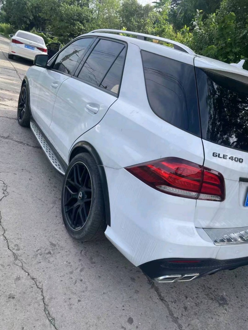 宜昌15年奔驰ML8