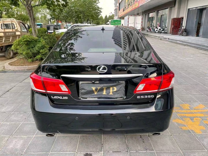 济宁10年雷克萨斯ES9