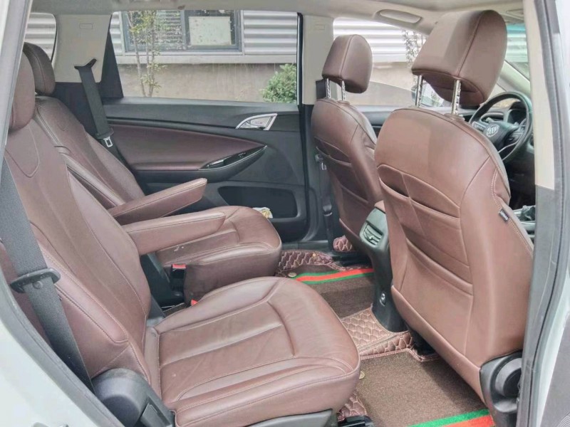 常州18年别克GL65