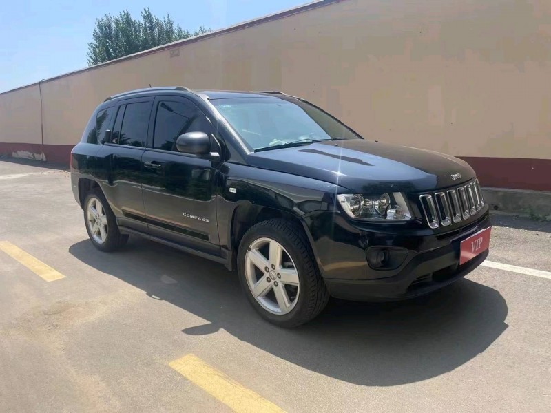 青岛12年Jeep指南者2