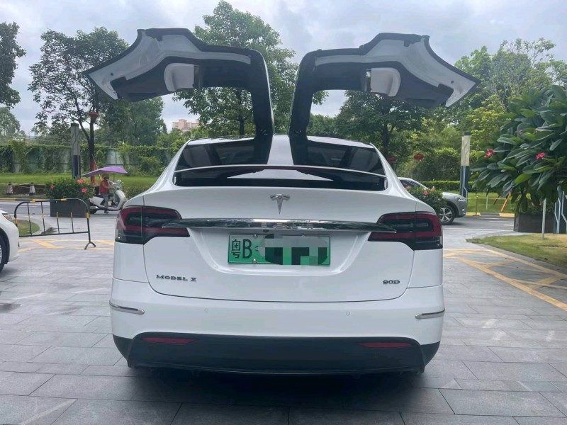 廣州17年特斯拉MODEL X9