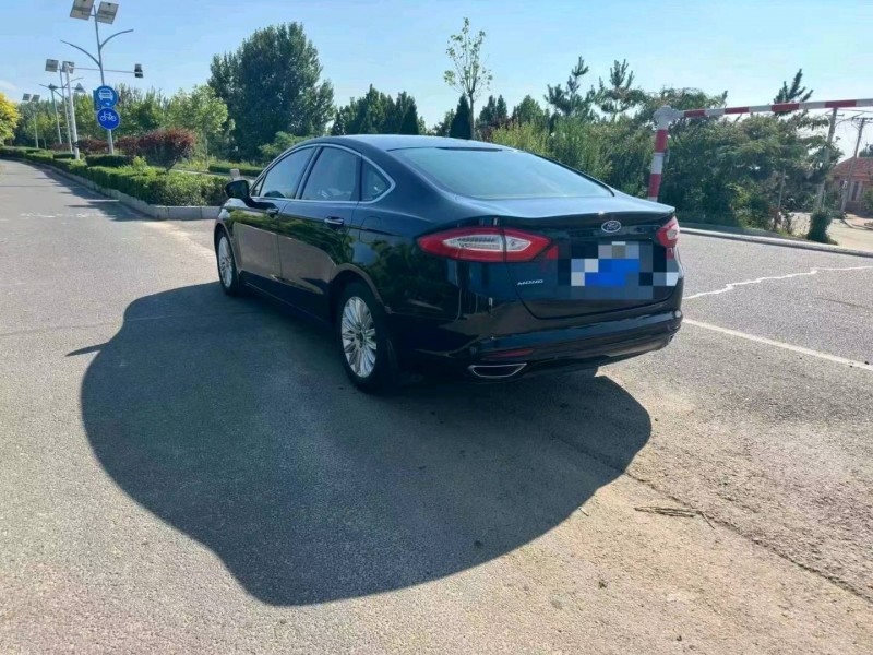 青岛15年福特蒙迪欧8