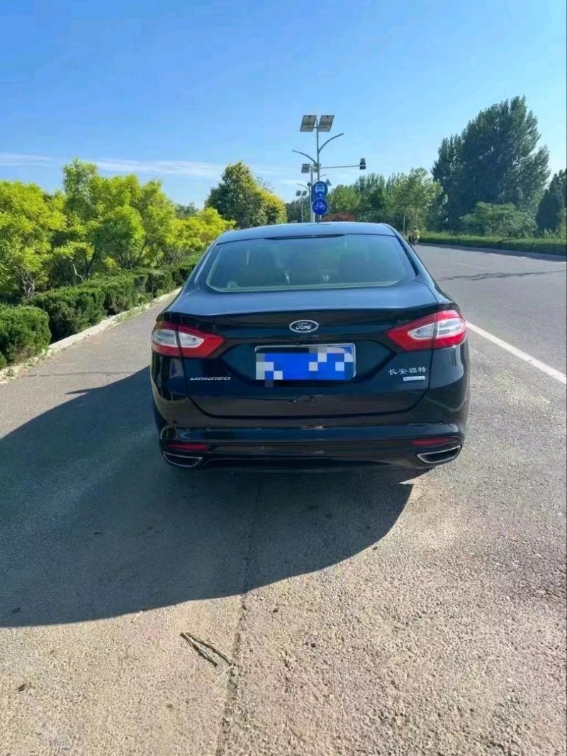 青岛15年福特蒙迪欧9