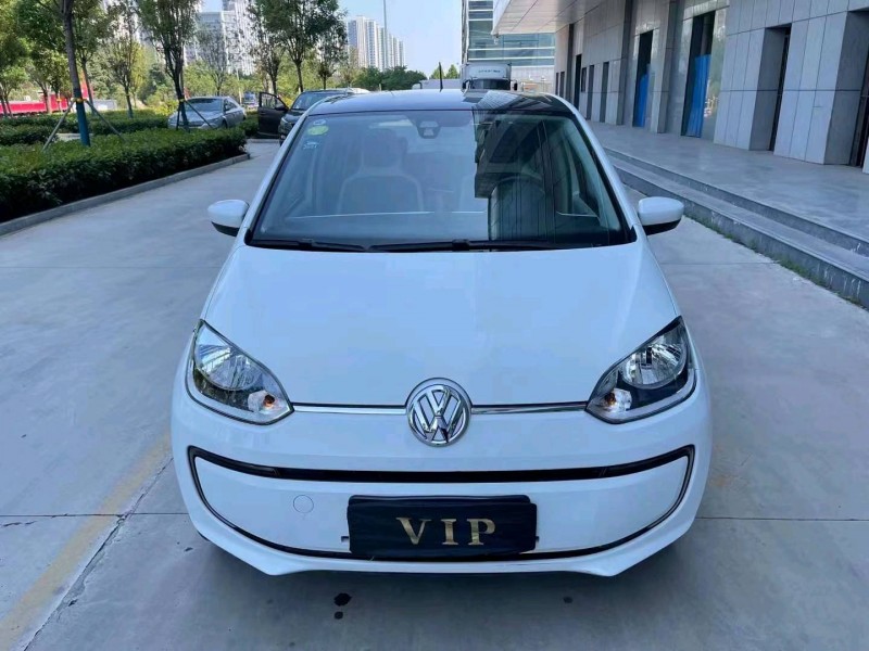 济宁17年大众UP1