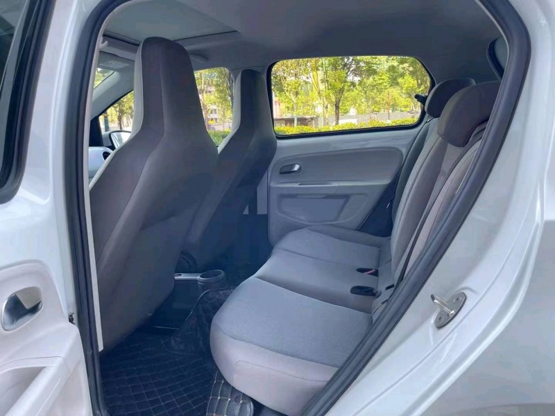 济宁17年大众UP4