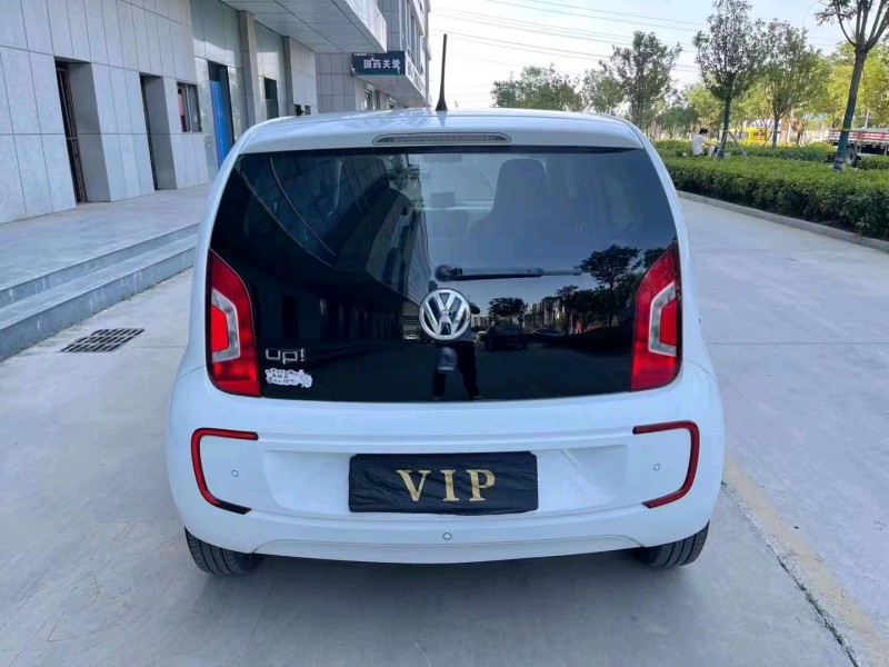 济宁17年大众UP9