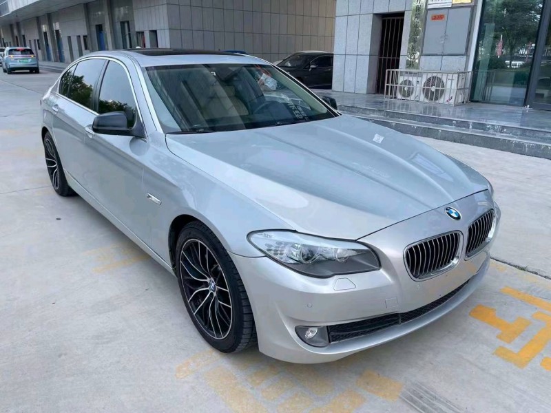 济宁10年宝马5系3