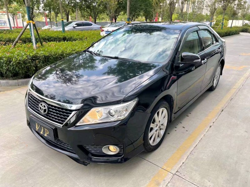 济宁13年丰田凯美瑞2