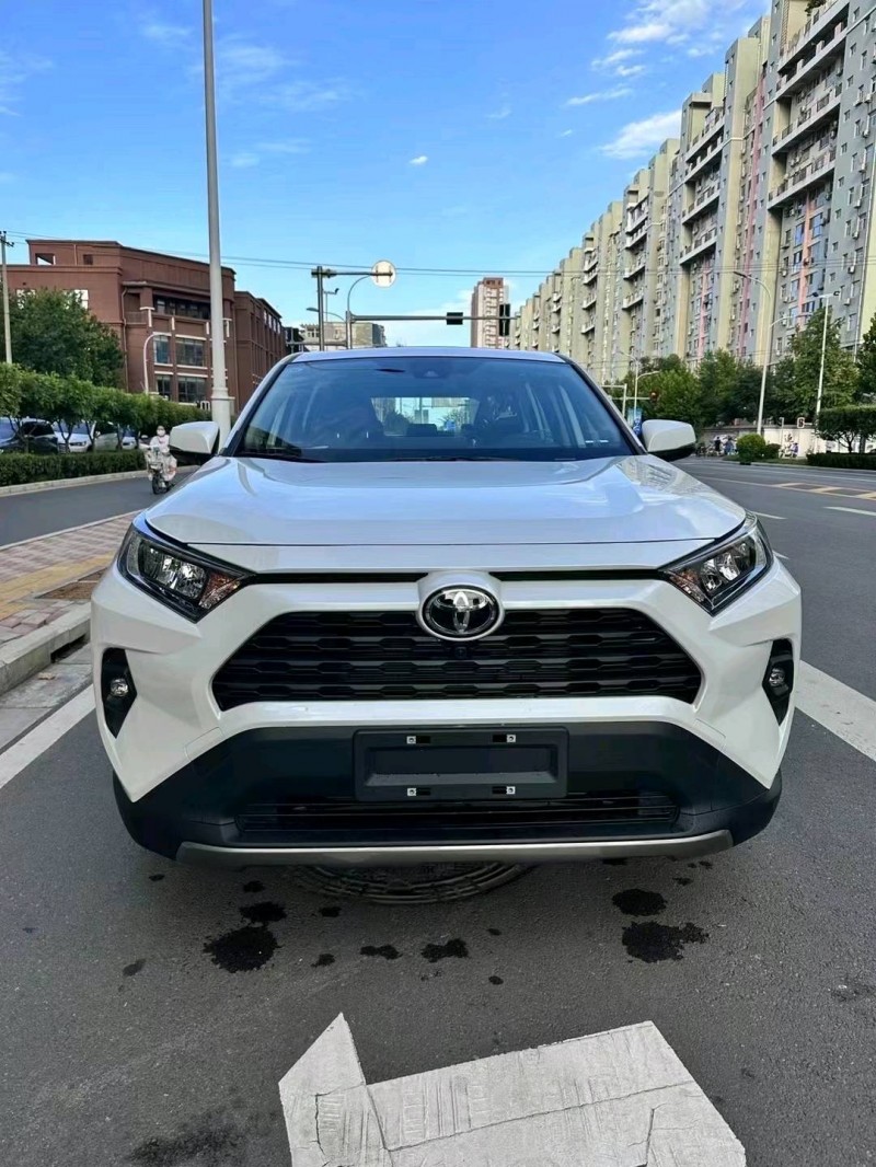 邢台23年丰田RAV4荣放1