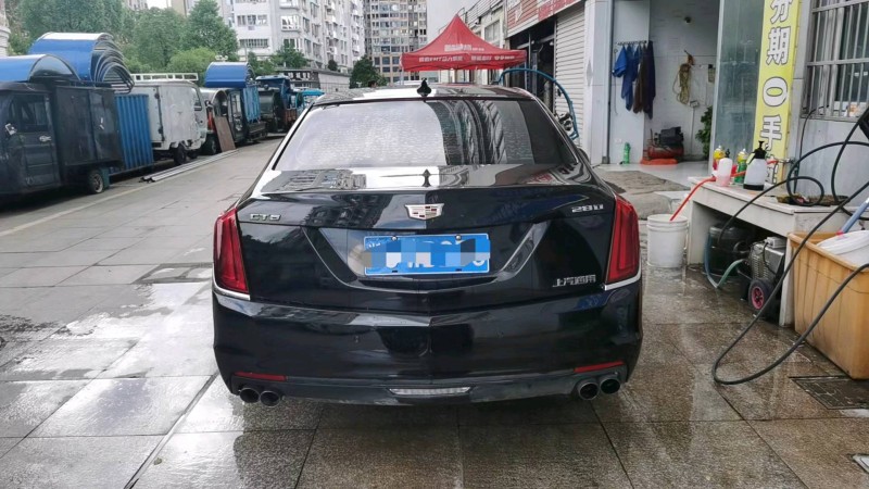 嘉兴17年凯迪拉克CT66