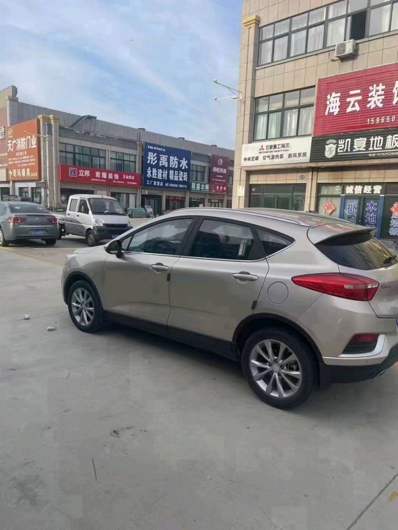 东营18年吉利帝豪GS2
