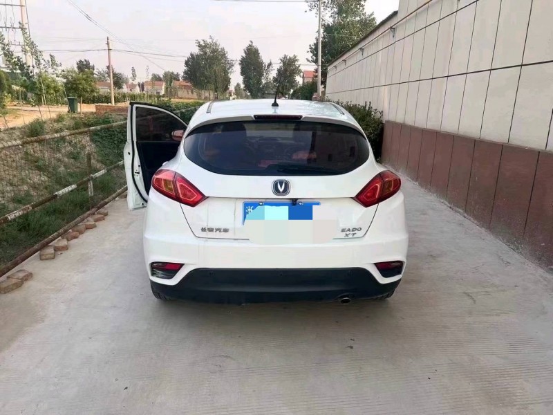 菏澤14年長安汽車逸動2