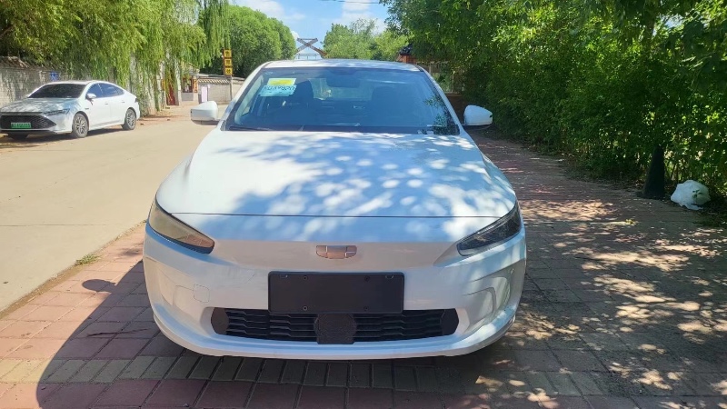 潍坊23年吉利几何1