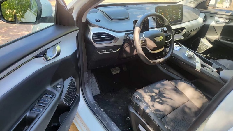 潍坊23年吉利几何5