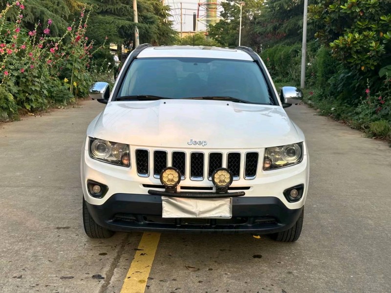 徐州14年Jeep指南者2