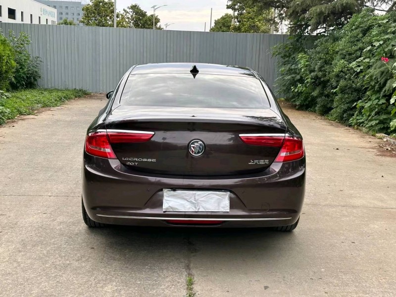 徐州18年别克君越8