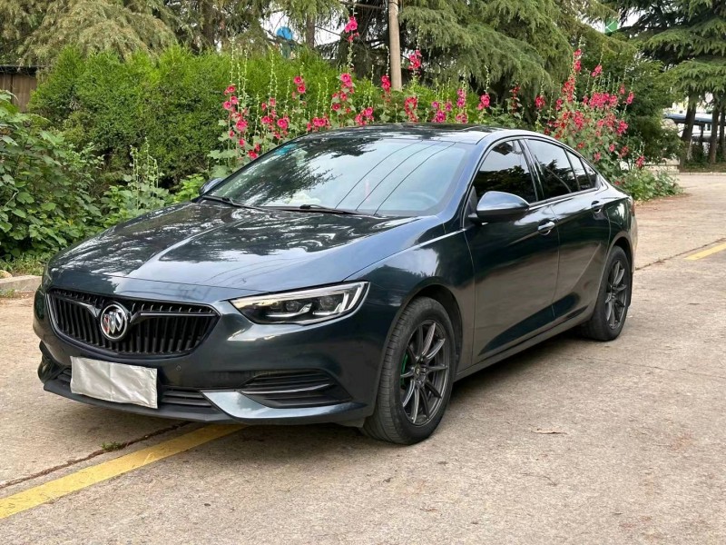 徐州20年别克君威2