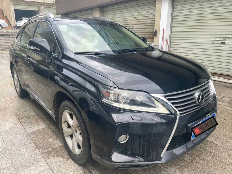 中山13年雷克萨斯RX3