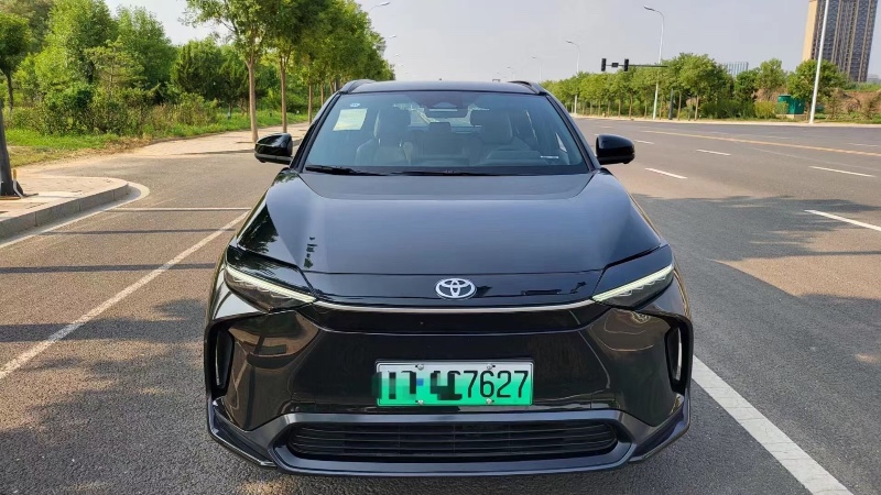 潍坊23年丰田BZ4X1